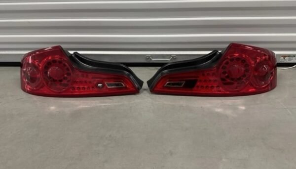 Infiniti G35 Coupe Tail Lights Set Left & Right ( 2003- 2007)