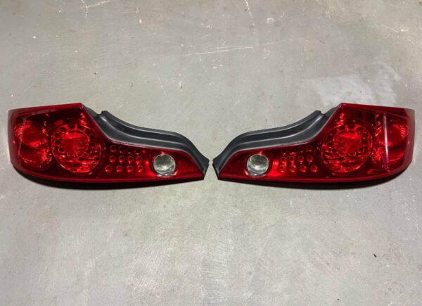 Infiniti G35 Coupe Taillights