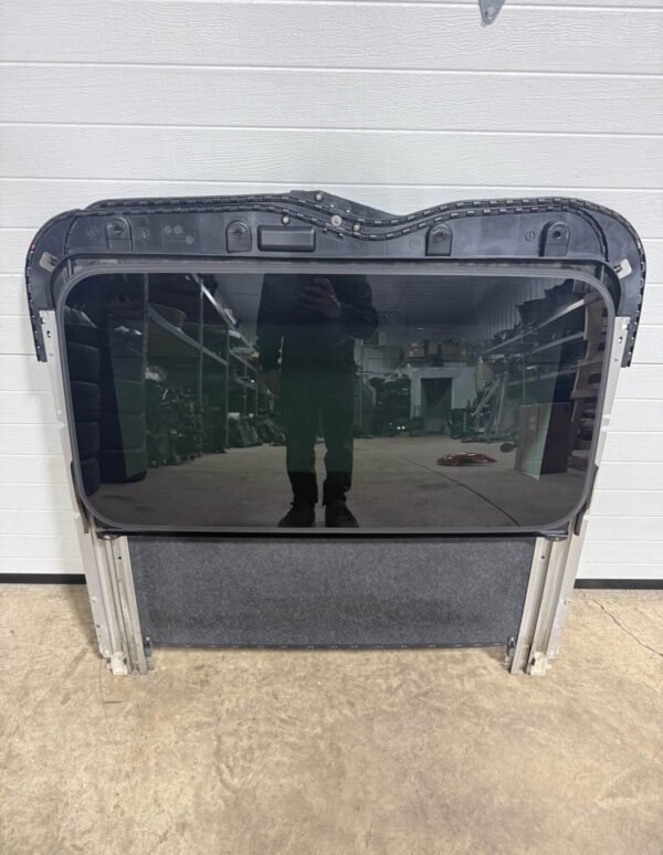 2003-2007 Infiniti G35 Coupe Sun Roof Assembly OEM Sunroof