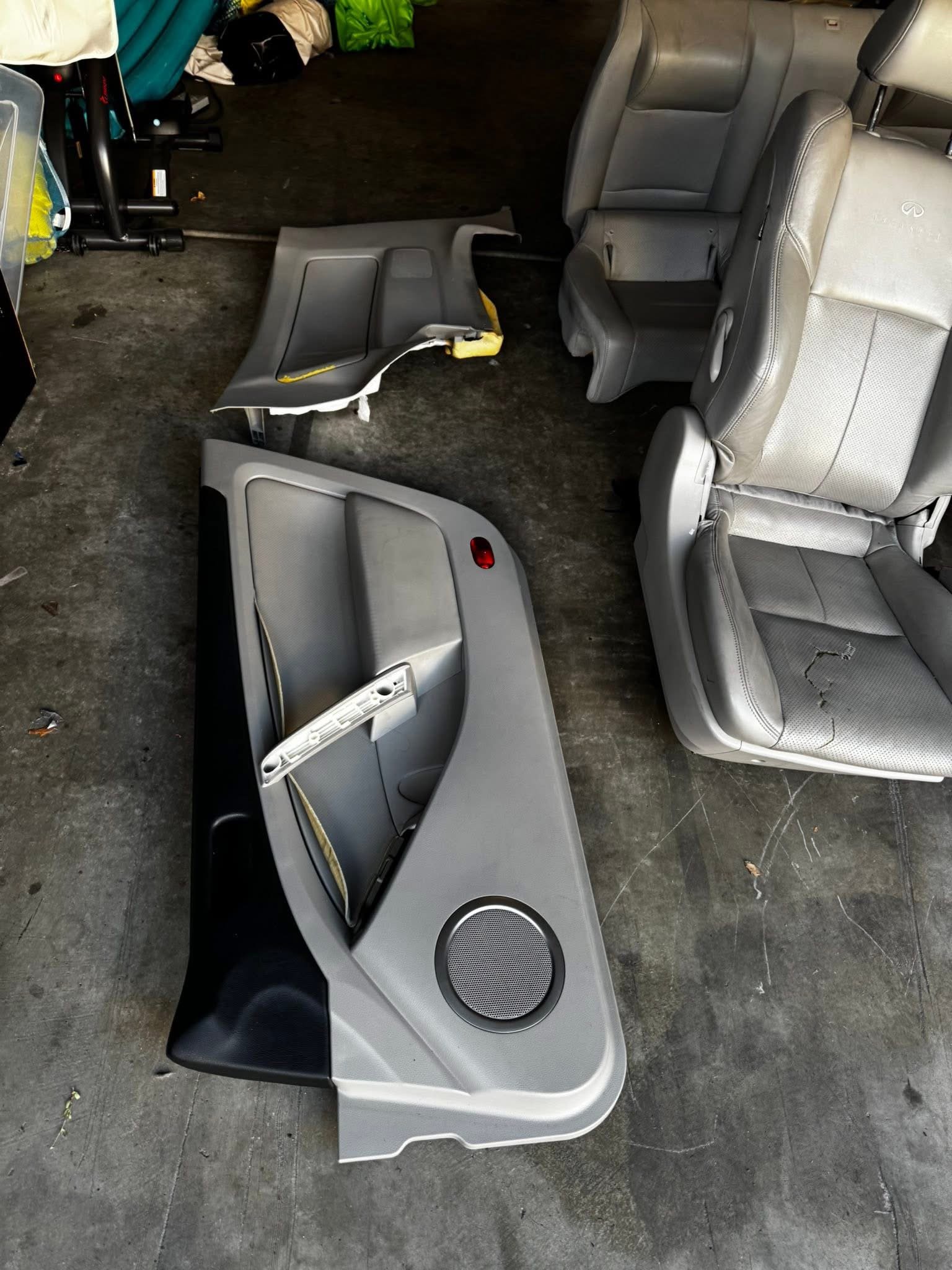 Selling full grey leather interior with panels for a 2005 G35 coupe. - Image 3