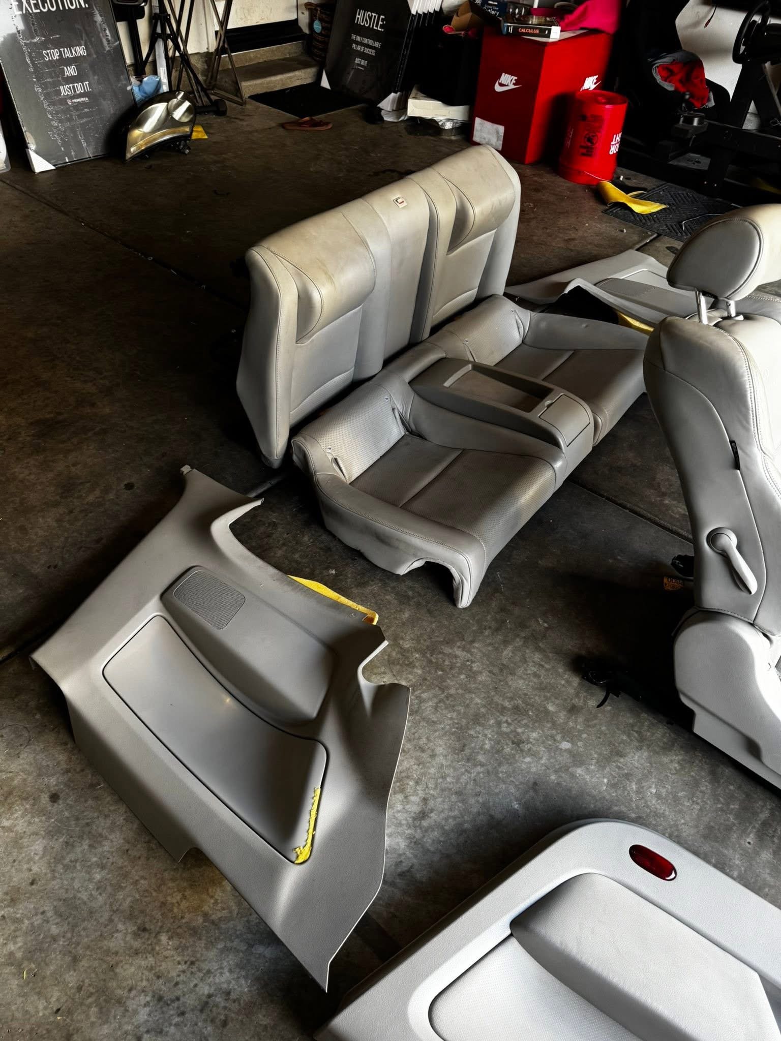 Selling full grey leather interior with panels for a 2005 G35 coupe. - Image 5