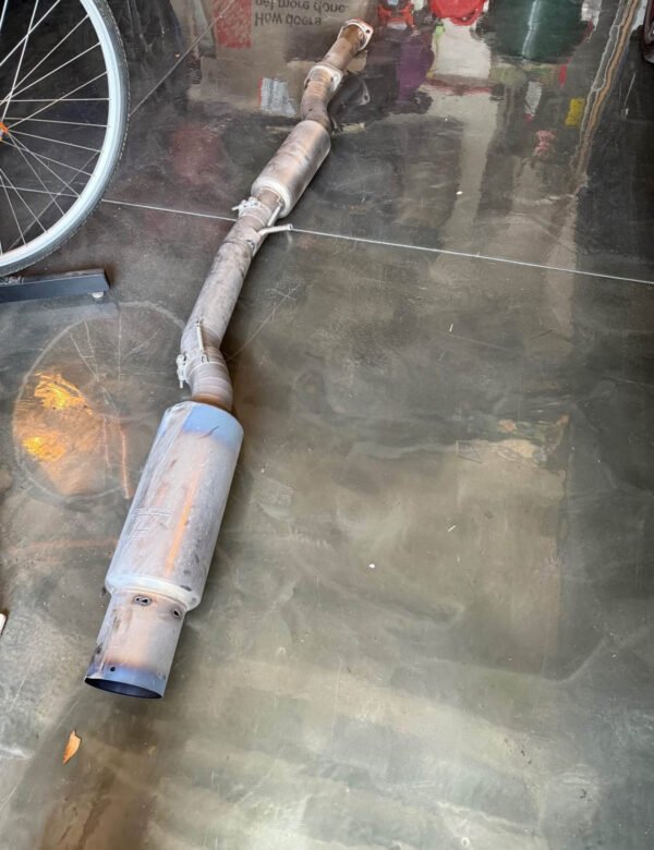 Tomei expreme g37 g35 07 08 midpipe muffler